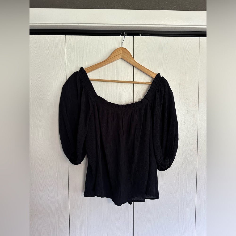 Abercrombie Black Puff Sleeve Women's Top